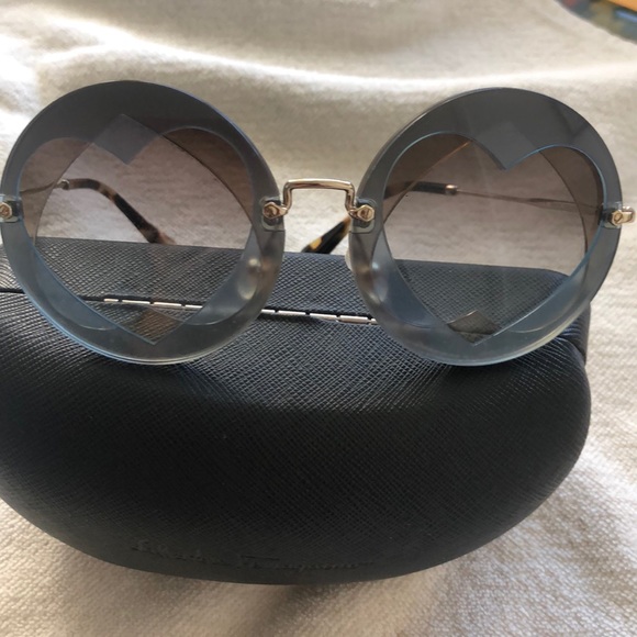 Miu miu sunglasses. - Picture 5 of 5